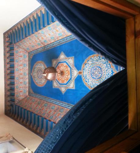 King Room image 9
