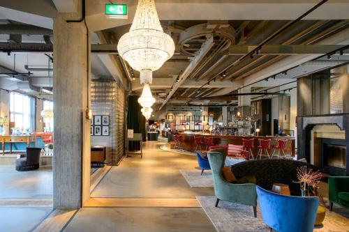 Bar/ Salón, Das James in Fruerlund