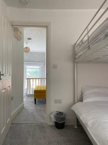 Picture of Eastside View Apartment