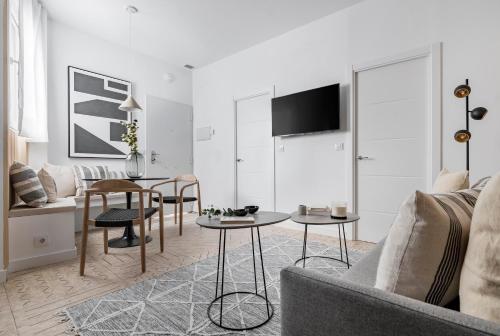 Maderas Apartments by Olala Homes