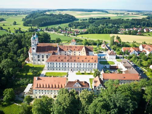 Hotel Kloster Holzen - Allmannshofen