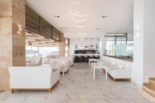 White Rock of Kos Hotel - Adults only - image 12