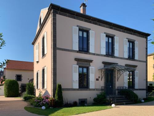 L'Enclos de Ribains chambre d'hôte Pérignat-lès-Sarliève