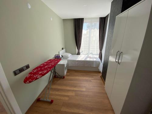 LONDON OTEL - image 7