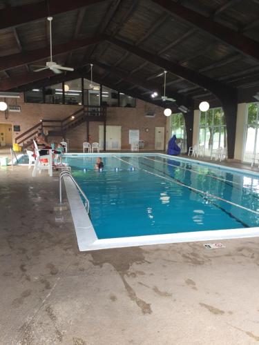 Breckinridge Inn Photo 17