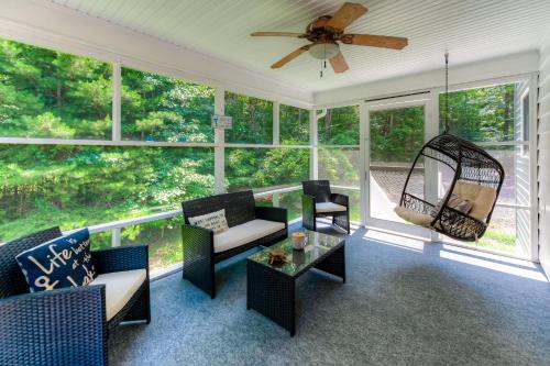 LKA Getaway in Bumpass, USA