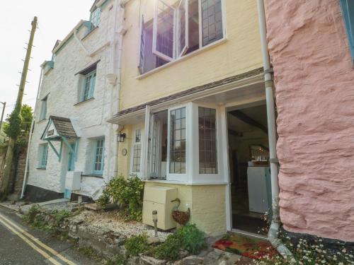 Pixie Cottage - image 13