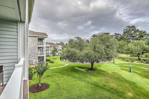 Myrtlewood Resort Condo with Games Less Than 2 Mi to Beach! - image 8