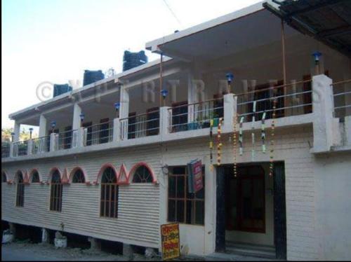 Tridev (Triveni) Hotel and Restaurant