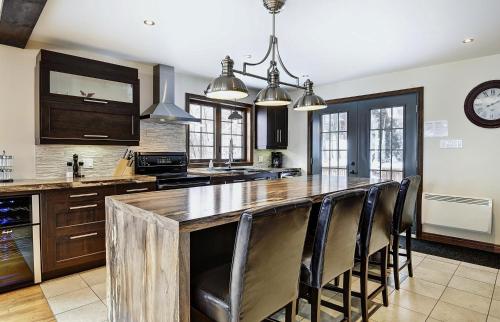 Chalet 04 Chemin Alpin in Stoneham (QC)