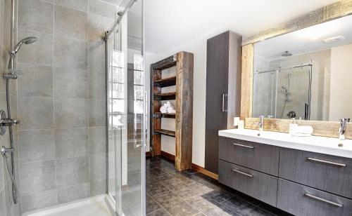 Chalet 04 Chemin Alpin in Stoneham (QC)