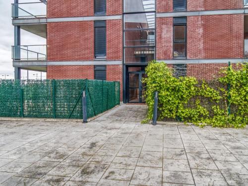 Alluring Holiday Home in Cirue a with Private Garden gîte à louer Santo Domingo de la Calzada