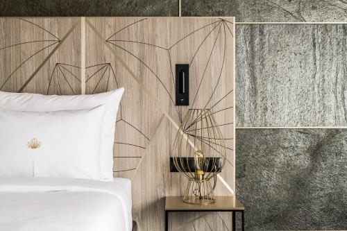 1 queen bed