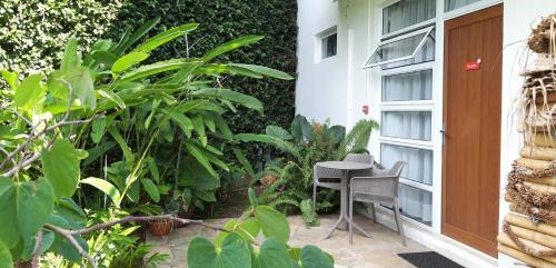 حديقة, Fare Suisse Tahiti - Guesthouse in Papeete