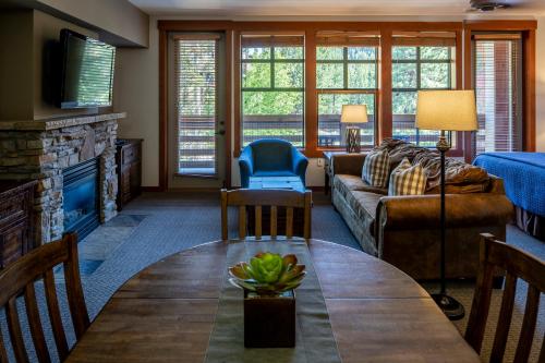 The Village Lodge - image 3