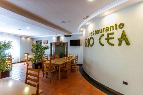 Restorāns, Hotel Rio Cea in Valderrueda