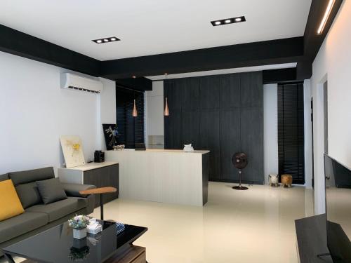 Shared lounge/TV area, Coolbreeze homestay in Huxi Township