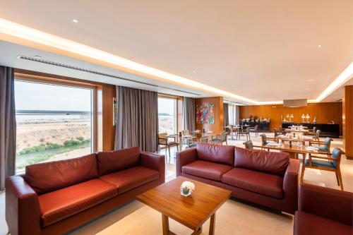 馬斯喀特OCEC皇冠假日酒店 Crowne Plaza Muscat OCEC