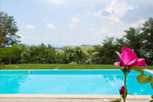  Premiere Apartments - Residenza Le Rose nel Chianti in Lornano