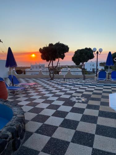  Romantic Spa Resort in Fira