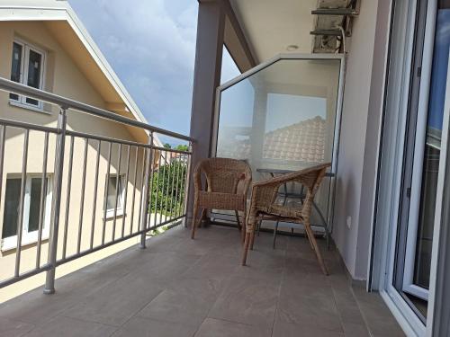 Apartment's Meti - image 3