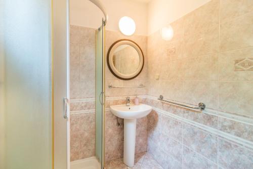 Room Sandra, Rabac (fotografie 10)