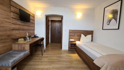 Hotel Reiterhof-Altmühlsee - image 2