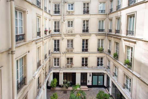 CMG Galeries Lafayette - Madeleine