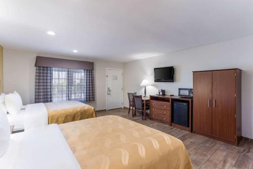 Quality Inn Escondido Downtown