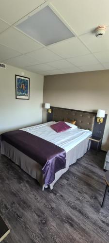 1 double bed