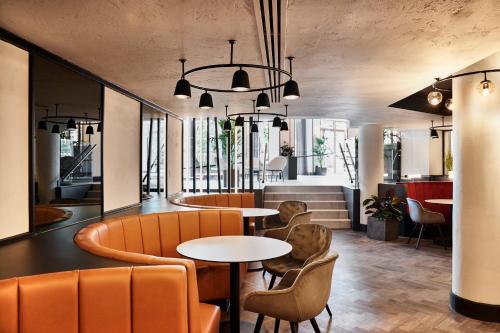 Pub/Lounge, Radisson Hotel & Conference Centre London Heathrow in Londra