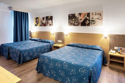 Family Room room in Hotel Acapulco