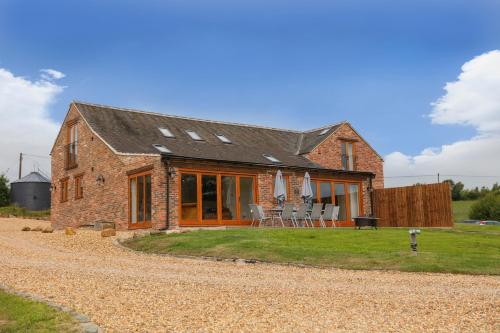 Hastings Retreat Rural barn conversions with Private Lake