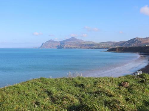 Galwad Y Môr - main image