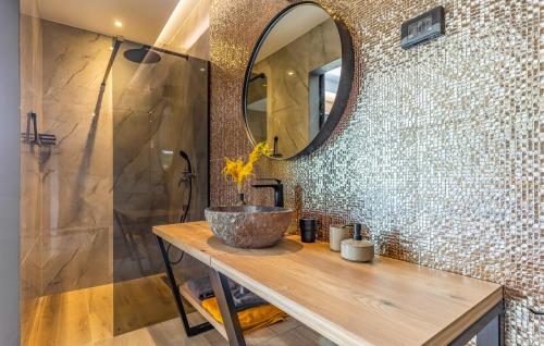 Superb Design Villa Medulin - Accommodation