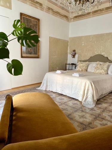 La Maison Room Type - Deluxe Double Room