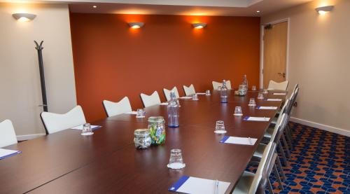 Holiday Inn Express Dunfermline an IHG Hotel - image 14