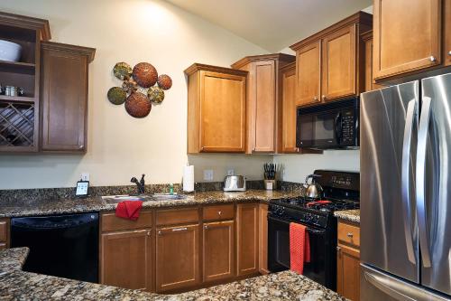 3BR Condo at Bear Hollow Village - image 7