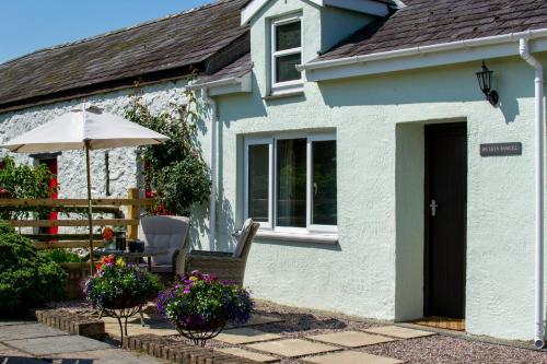 razgled, Samuel cottage in Llanfaglan