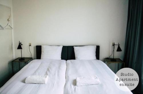 Studio Apartment image 2