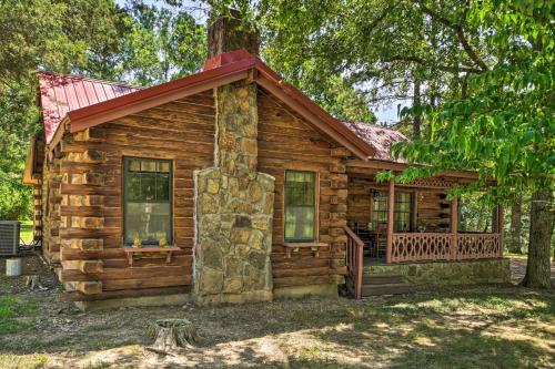 Picturesque Log Cabin Less Than 1 Mile to Table Rock Lake! in Golden, USA