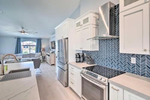 Lavish Lake Havasu Retreat with Lake View and Pool - image 4