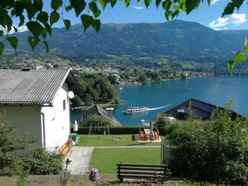 Ferienwohnung Kerschbaumer, Pension in Seeboden bei Stockenboi