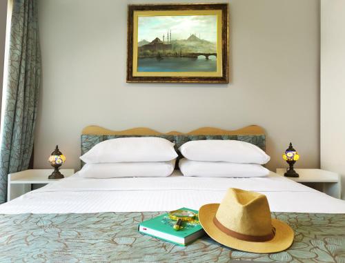 Elite Hotel By MK Room Type - Double Room with Balcony Elite Hotel By MK Room Type - Double Room with Balcony