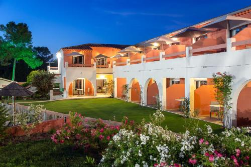 Les Pins Blancs en Provence Hotel de charme Les Arcs