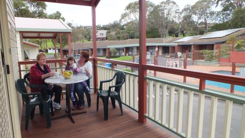 Warrnambool Motel and Holiday Park