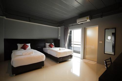 B-Black Hotel Chonburi