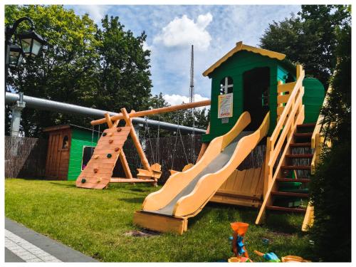 Hotel Dąbrowski Hotel Dąbrowski