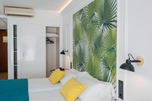 Superior Double Room image 2