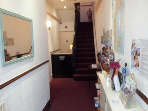 Brampton Guest House - image 11